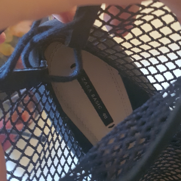 Mesh Heels - Picture 7 of 7